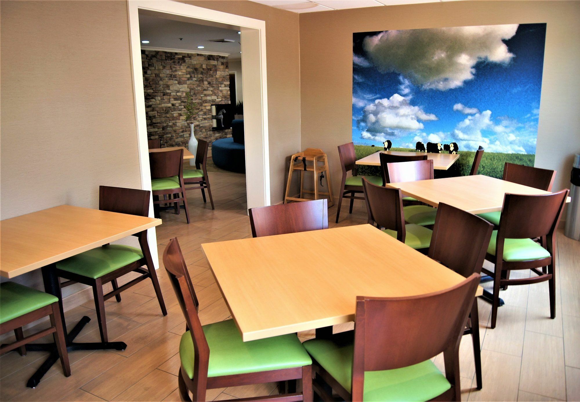 Garner Hotel Macon West By Ihg Exterior photo
